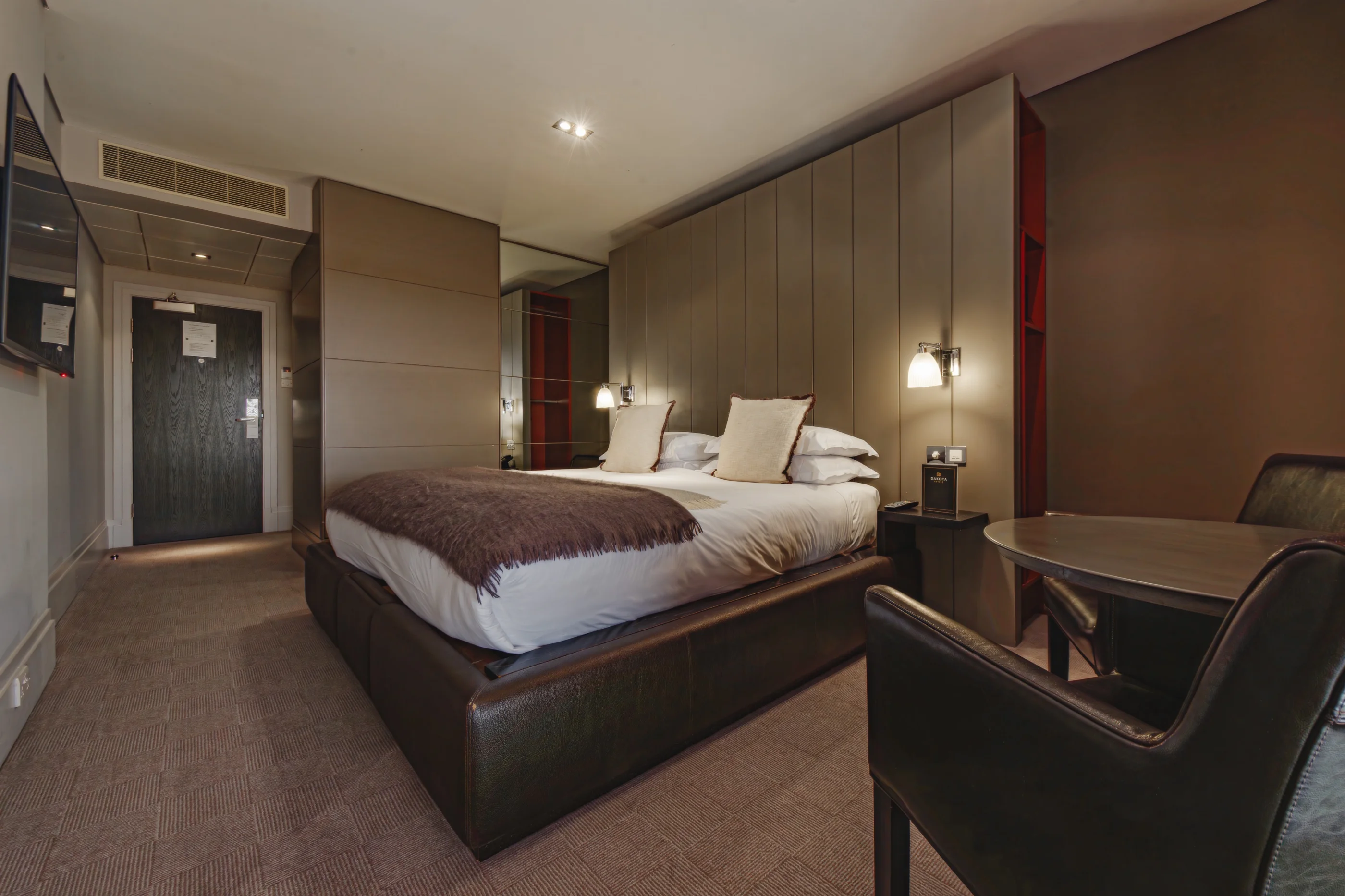 Signature Suite